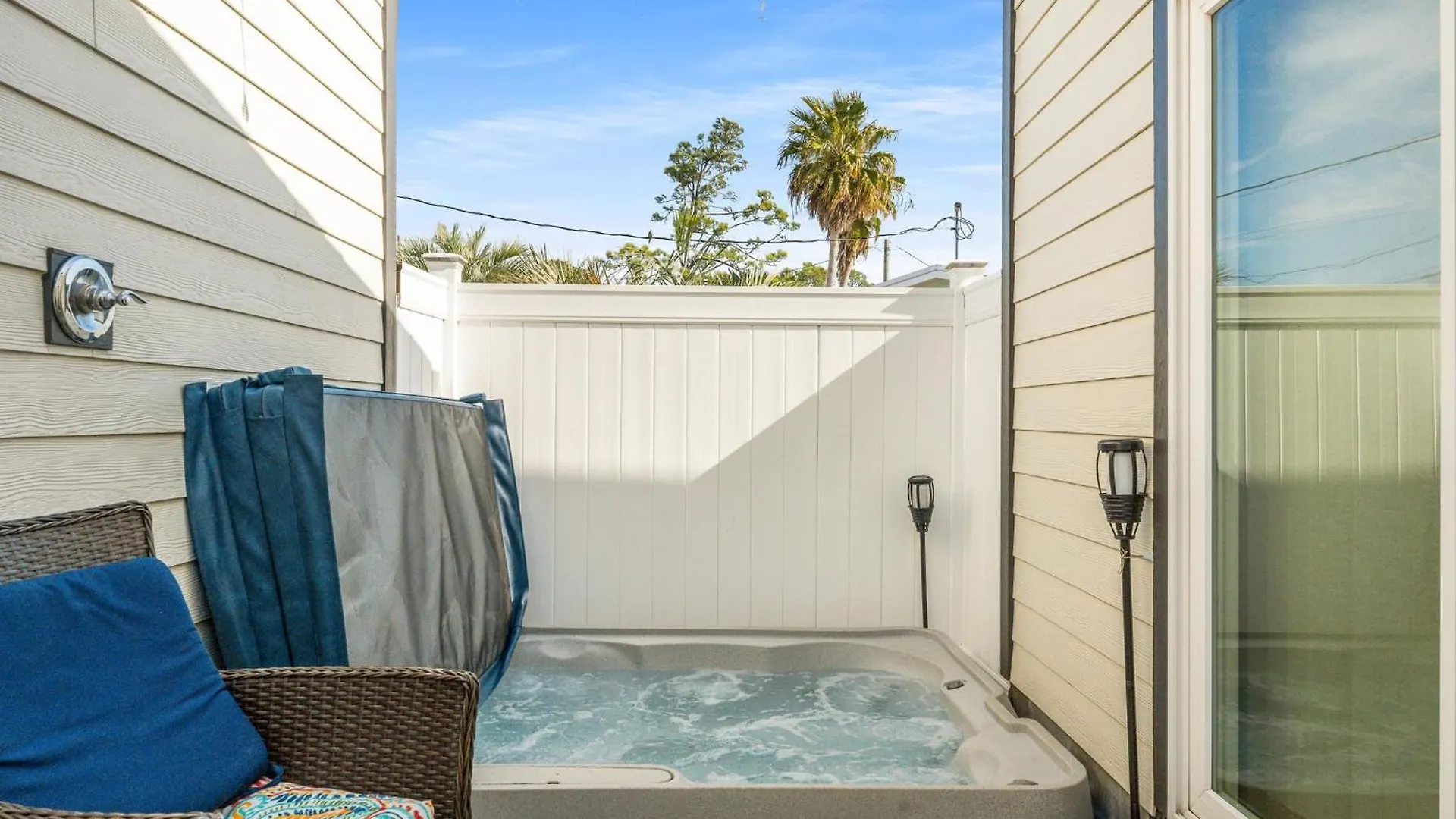Tiny Treasure By Nautical Properties Vacation Rentals Panama City Beach Apartment